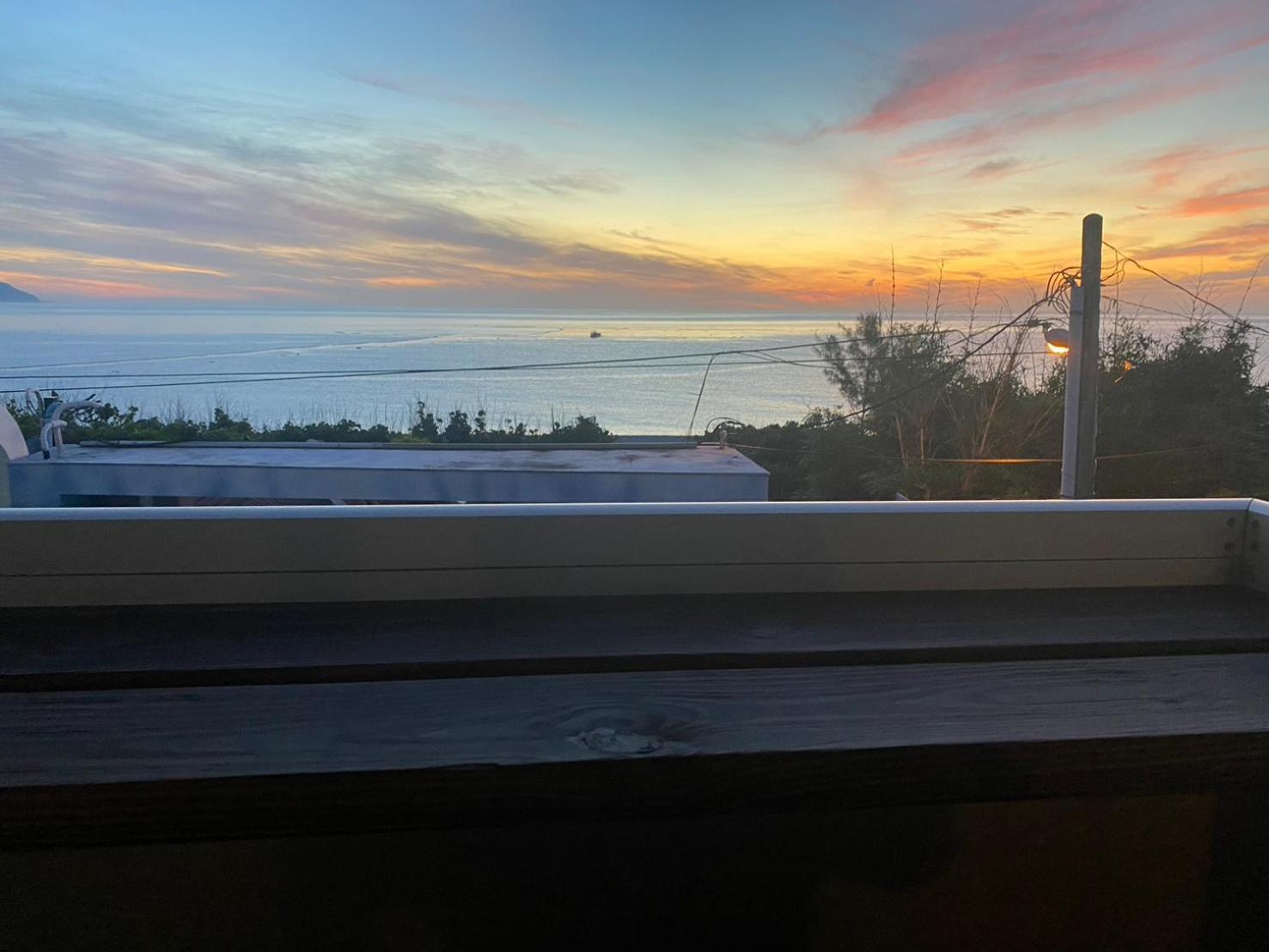 Kuanpinju Seaview Bnb Dahan Bagian luar foto