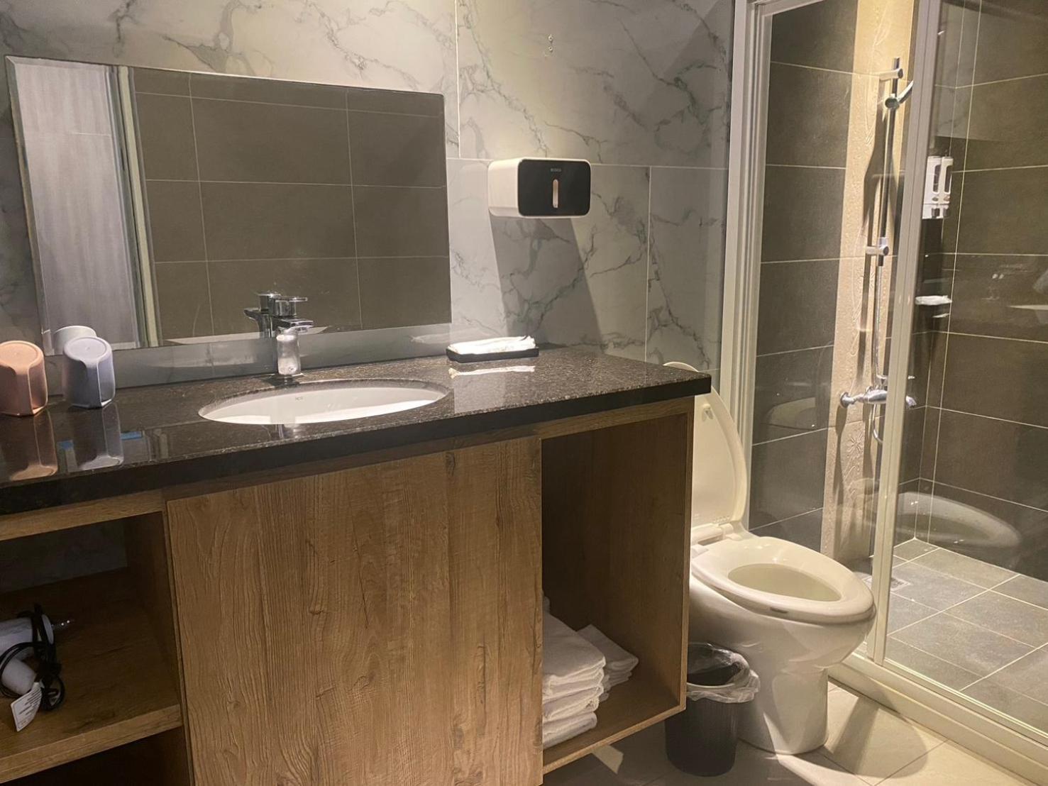 Kuanpinju Seaview Bnb Dahan Bagian luar foto