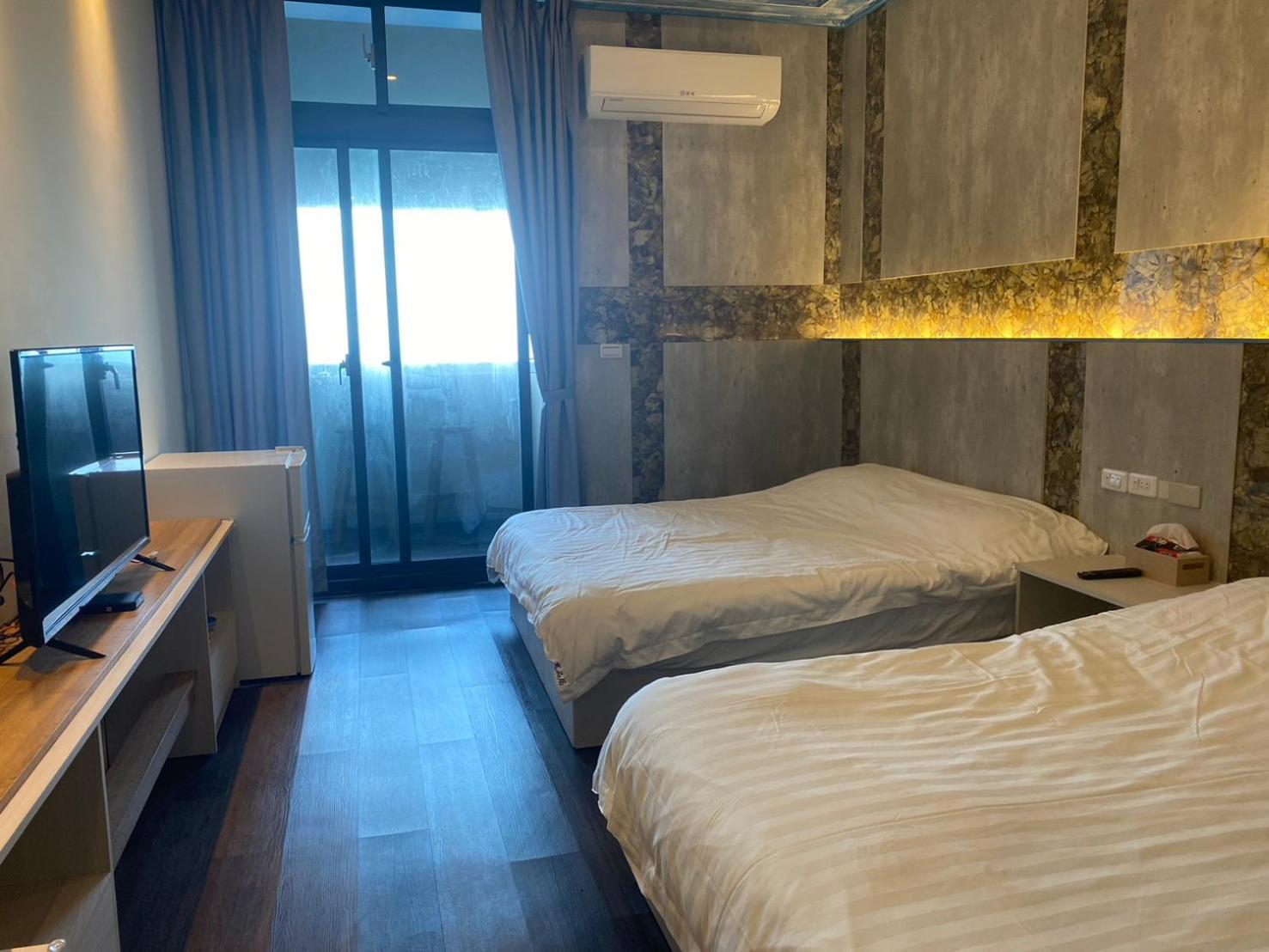 Kuanpinju Seaview Bnb Dahan Bagian luar foto
